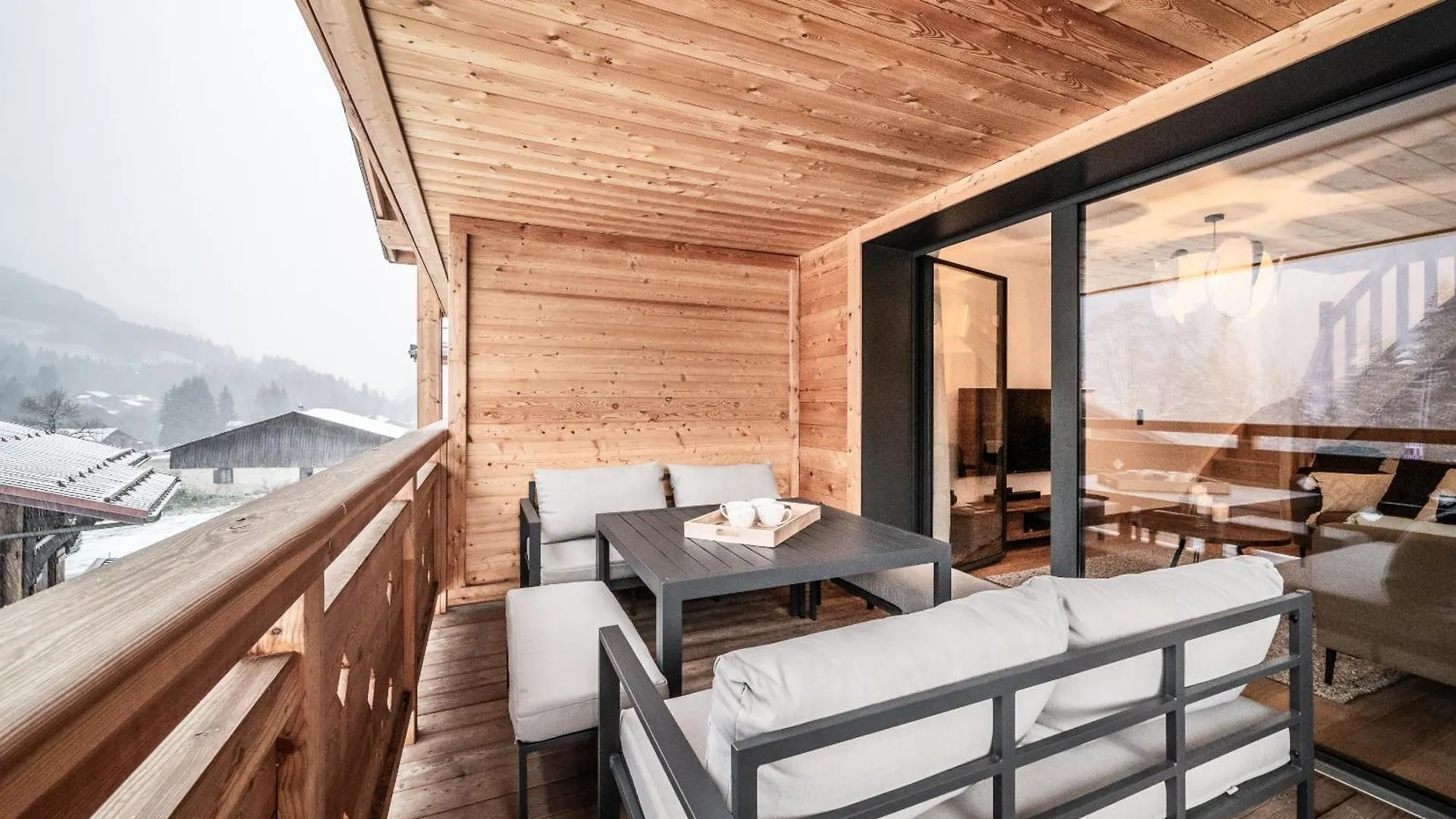 Apartment Gentiana, Les Gets - By Emerald Stay